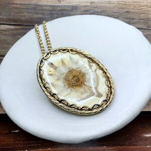 🌺Vintage Pressed Edelweiss Necklace/Brooch